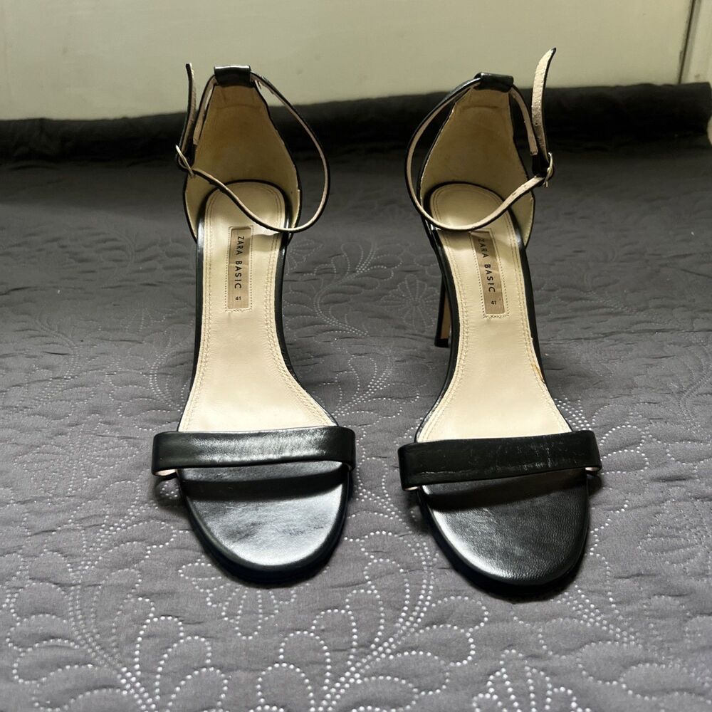 Zara Basic Collection Stiletto Pumps Black Ankle Strap Sexy Heels SZ US10/EU41